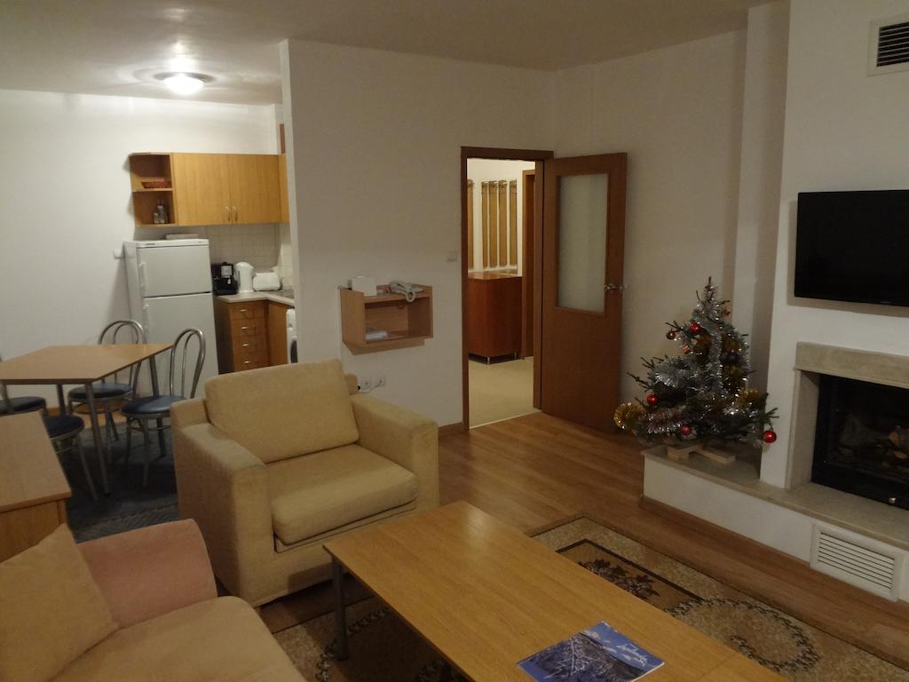 Deluxe Apartments パンポロボ エクステリア 写真