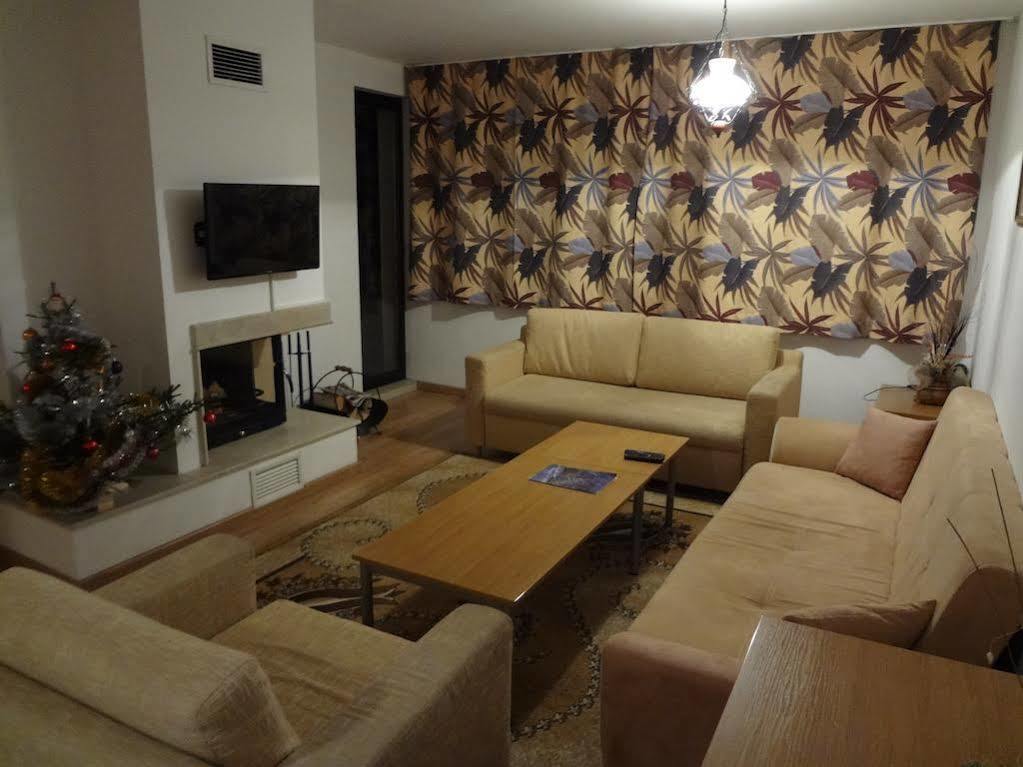 Deluxe Apartments パンポロボ エクステリア 写真
